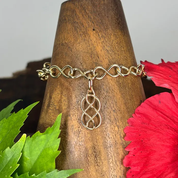 Carrick Bend Knot Charm Crucian Gold Charm Necklaces Carrick Bend Knot Charm Crucian Gold Charm Necklaces